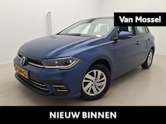 Volkswagen Polo - 1.0 TSI Style 95 PK| Parkeersensoren | Achteruitrijcamera | LED Matrix | Stoelverwarming |