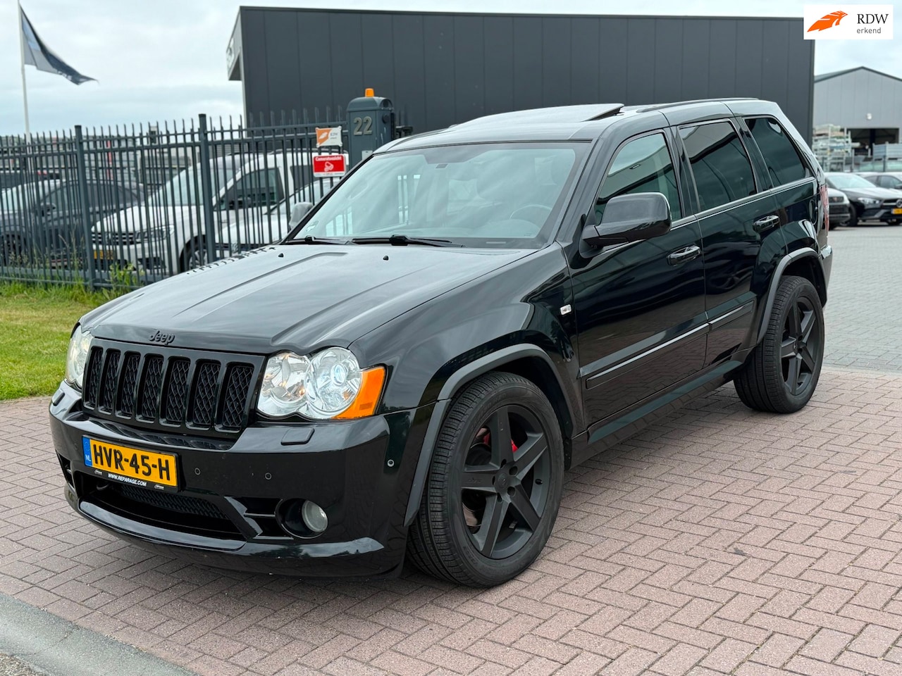 Jeep Grand Cherokee - 6.1 V8 Hemi SRT-8 LPG 426PK 2010 - AutoWereld.nl