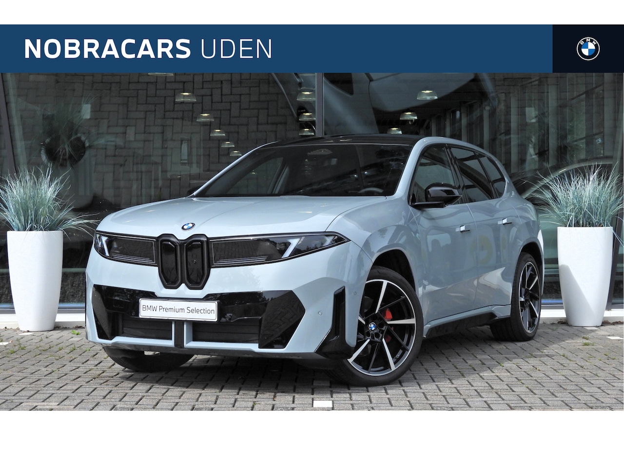 BMW iX3 - 50 xDrive M Sport / Panoramadak / M Sportstoelen / Head-Up / Harman-Kardon / Stoelverwarmi - AutoWereld.nl