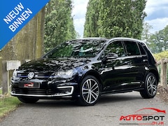 Volkswagen Golf - 1.4 TSI GTE Connected Series