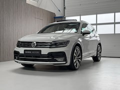 Volkswagen Tiguan - 1.4 TSI 4Motion Highline - NL AUTO - PANORAMADAK - AUTOMAAT - VIRTUAL COCKPIT - GROOT NAVI