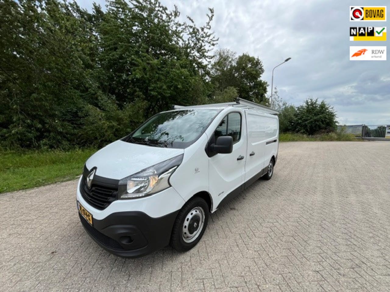 Renault Trafic - 1.6 dCi T29 L2H1 Comfort*MARGE*AIRCO*NAVI*CAMERA*DUB SCHUIFDEUR* - AutoWereld.nl