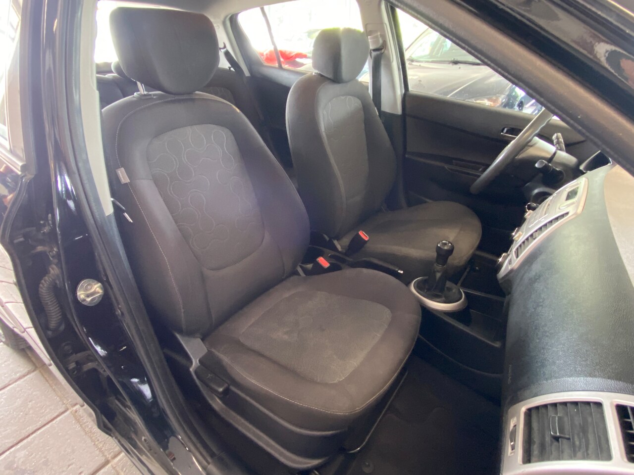 Hyundai i20 - 1.2i DynamicVersion CLIMATE CONTROL, NETTE AUTO LAGE KM'S
