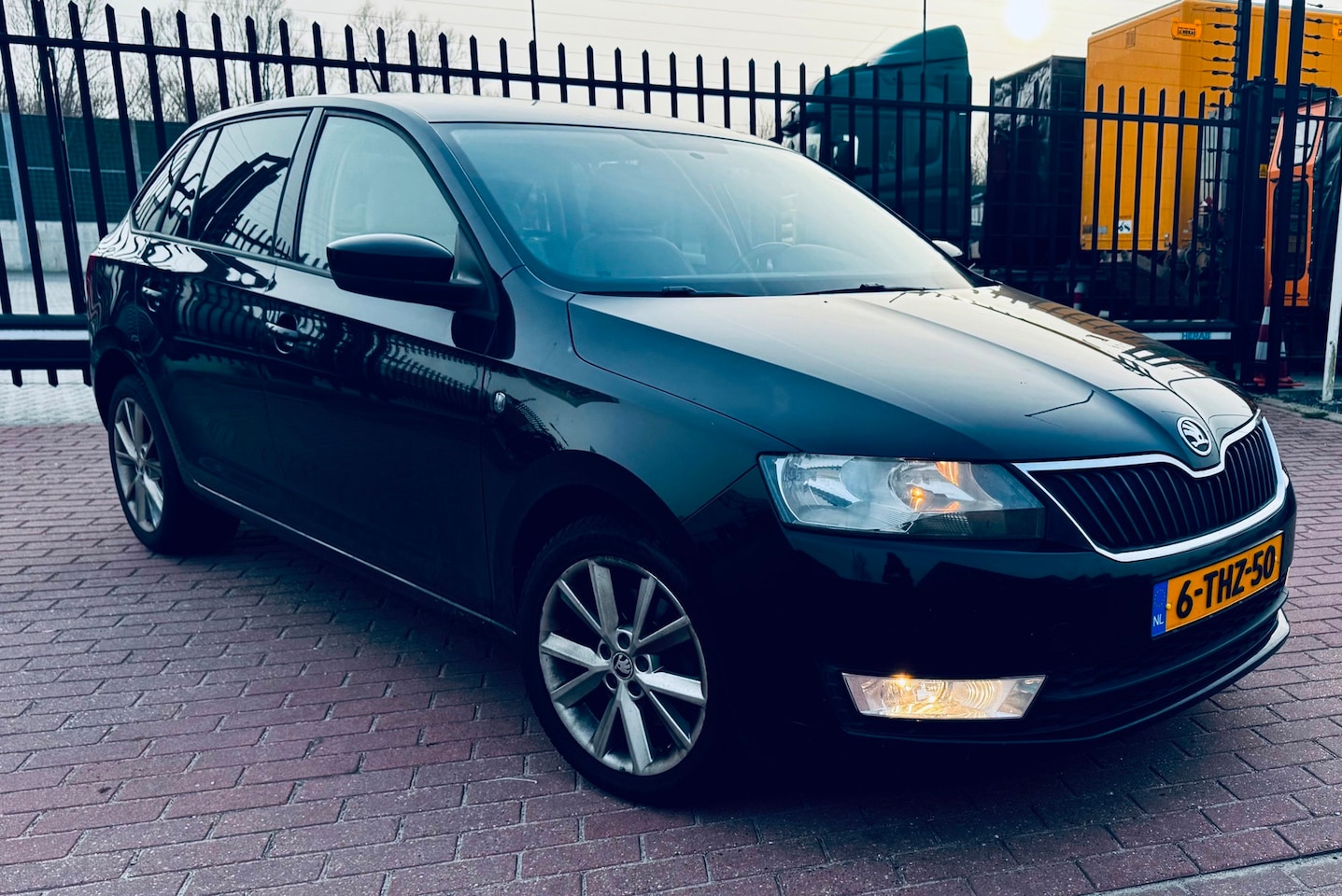 Skoda Rapid Spaceback - 1.4 TSI Greentech Elegance/DSG/Automaat/RIJKLAAR/ - AutoWereld.nl