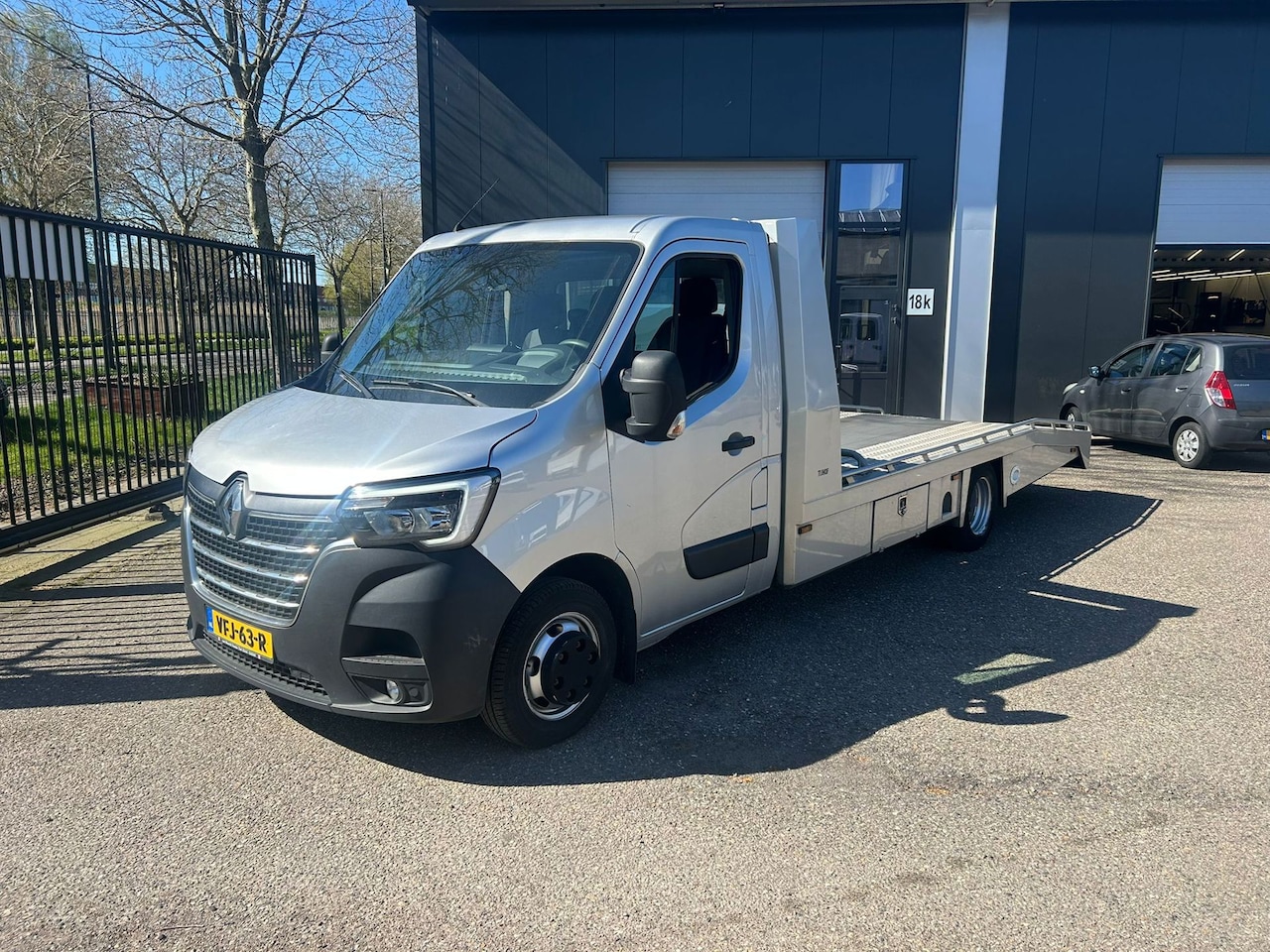 Renault Master - T35 2.3 dCi 165 L4 DL Energy oprijwagen tijhof - AutoWereld.nl