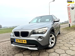BMW X1 - 18i 5D NAP AIRCO NAVI SCHERM TREKHAAK NW APK VELGEN ELEK.RAMEN