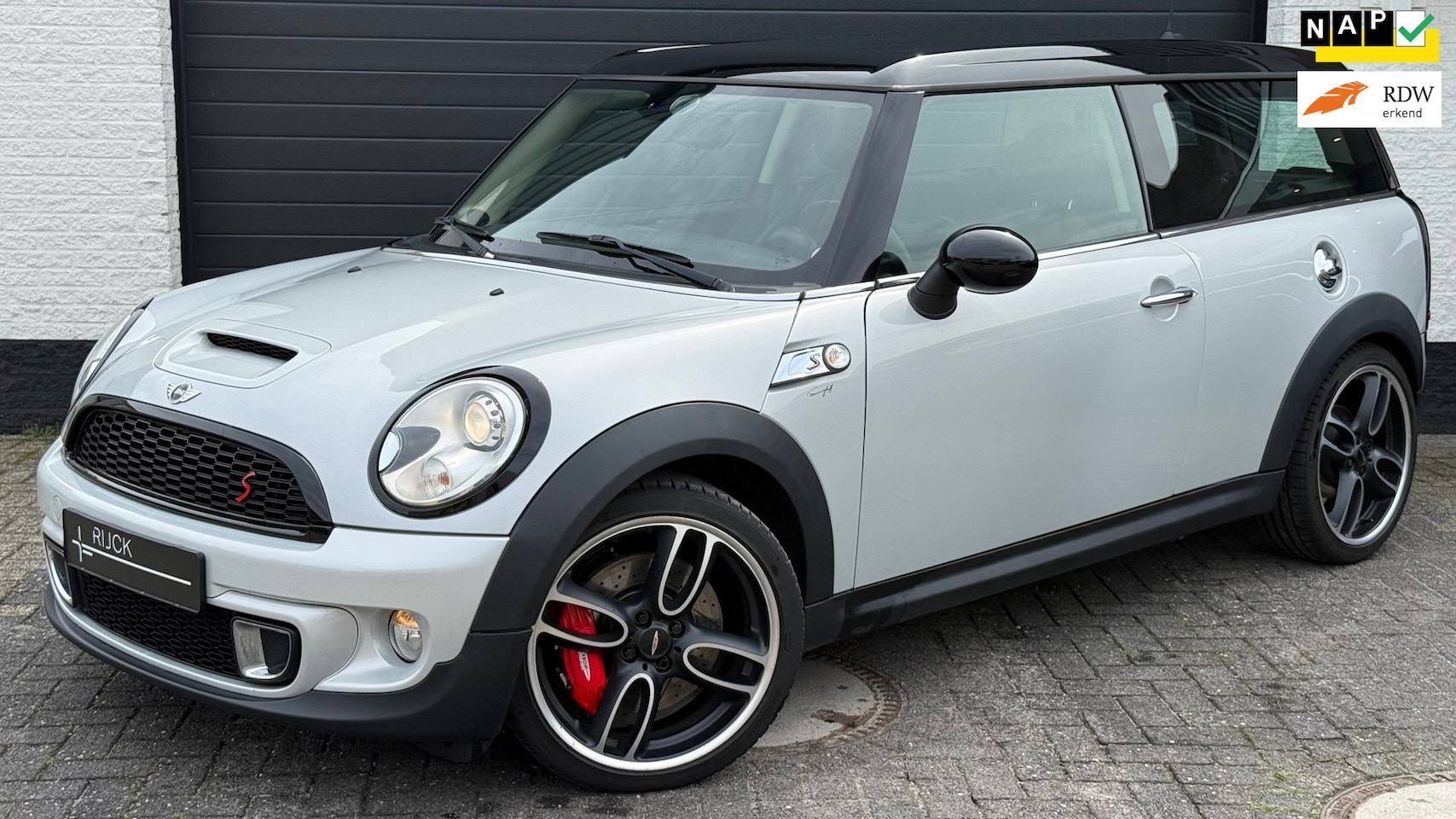 MINI Clubman - 1.6 Cooper S Chili | JCW | HK | CarPlay | NL NAP - AutoWereld.nl