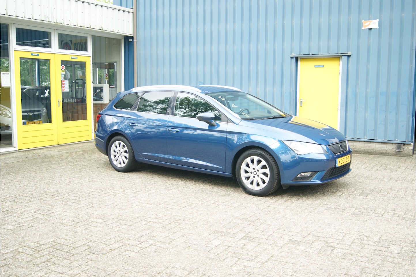 SEAT Leon ST - 1.0 EcoTSI Style Connect, Airoo, Navi!!! - AutoWereld.nl