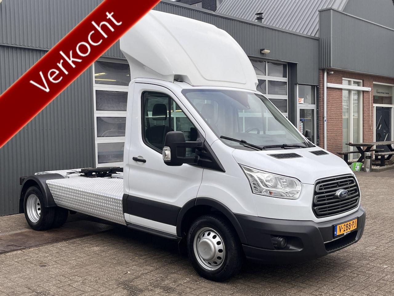 Ford Transit Connect - 350 2.0 TDCI Be-trekker 8.4 Ton samengesteld Airco Cruise control Tachograaf 2-Persoons Eu - AutoWereld.nl