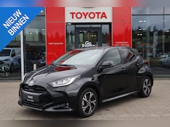 Toyota Yaris - HYBRID 115 FIRST EDITION STOEL/STUURVERW DRAADLOOS-LADEN APPLE/ANDROID KEYLESS CLIMA AD-CR