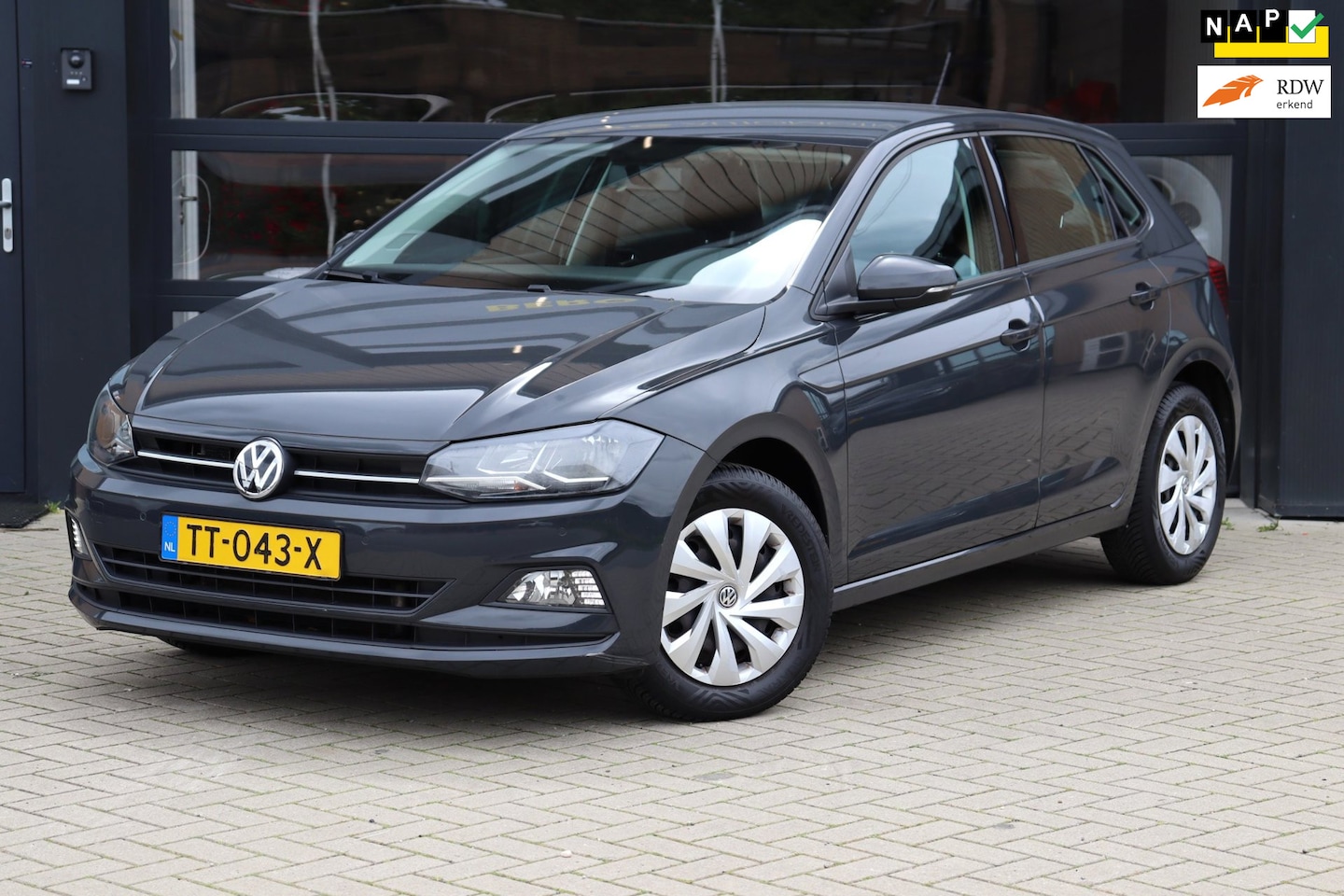 Volkswagen Polo - 1.0 TSI Comfortline | NAP | Cruise | Airco | Apple Carplay | Sensoren | - AutoWereld.nl