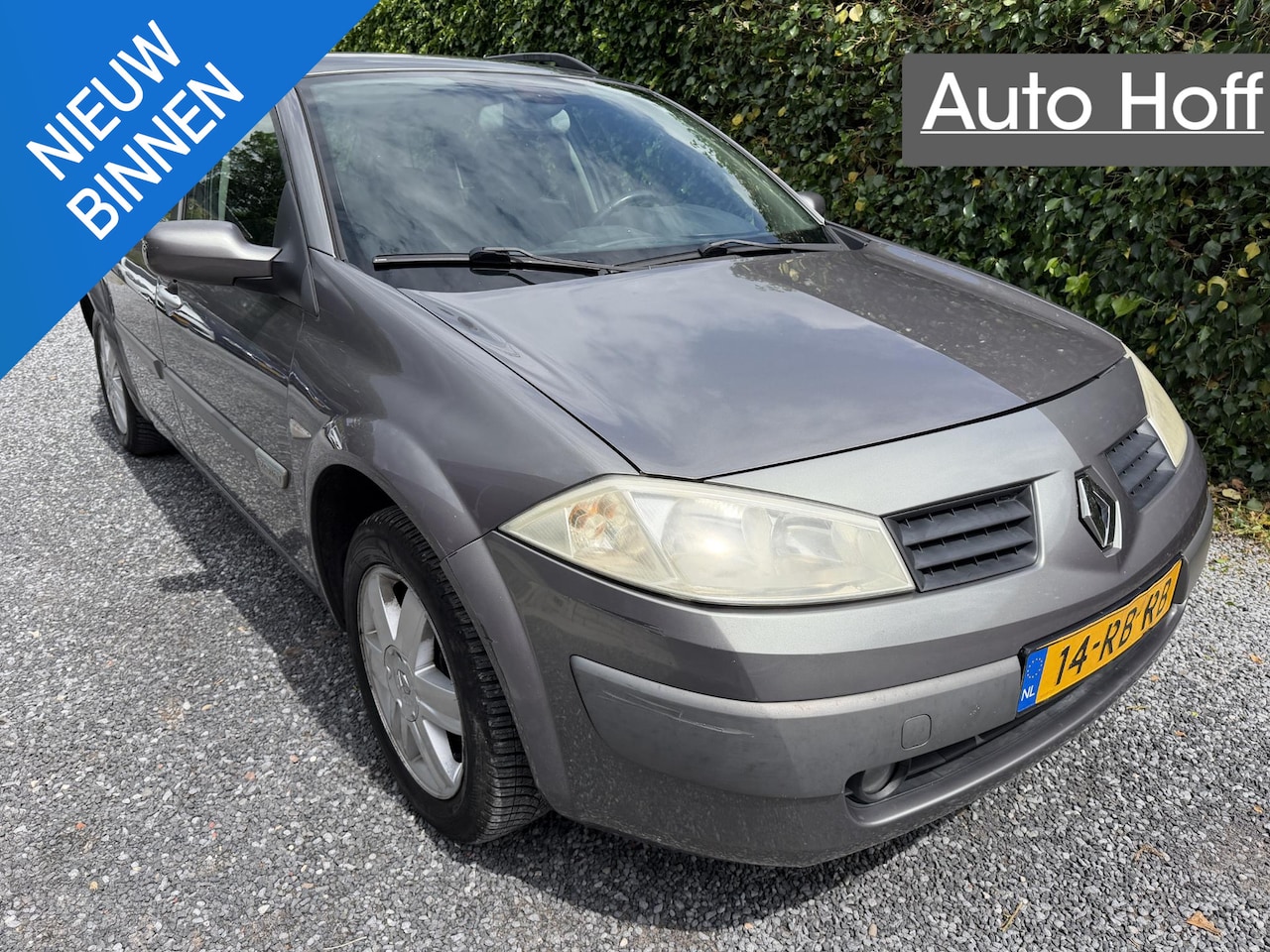 Renault Mégane Grand Tour - 1.6-16V Privilège Luxe | Autom. Airco | Cruise Control | LMV | Elekt. Ramen | Trekhaak | N - AutoWereld.nl