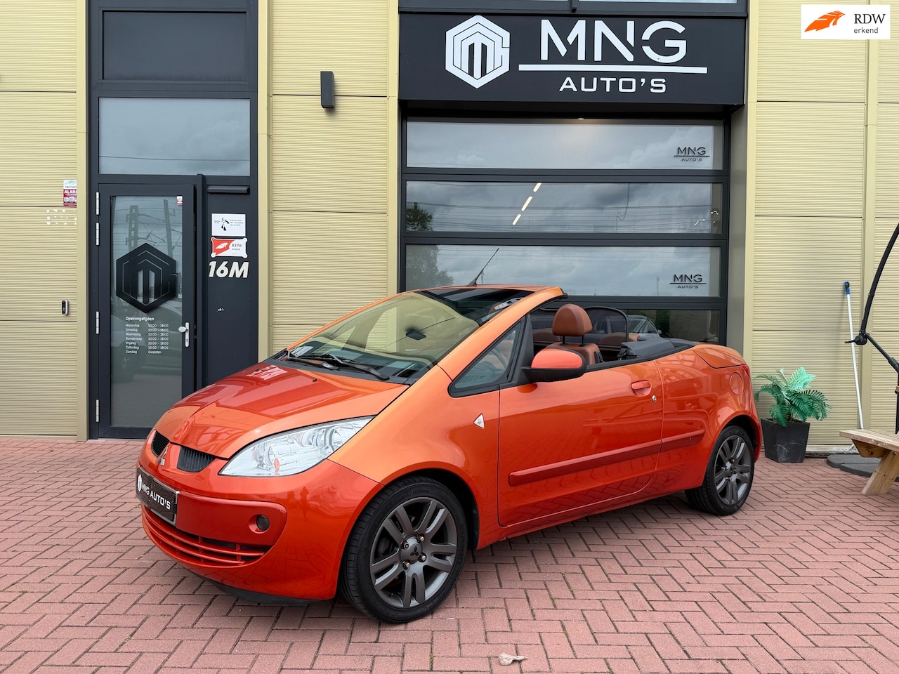 Mitsubishi Colt CZC - 1.5|Cabrio|Leder|StoelVw|Airco|1jaar APK| - AutoWereld.nl