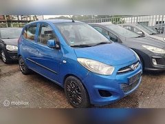 Hyundai i10 - 1.1 i-Motion Cool Barst in voorruit Export