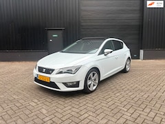 SEAT Leon - 2.0 TDI FR PANO|APK|150PK