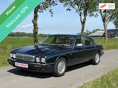 Daimler 4.0 - 4.0 V8, met nieuwe APK tot 29 mei 2027❗