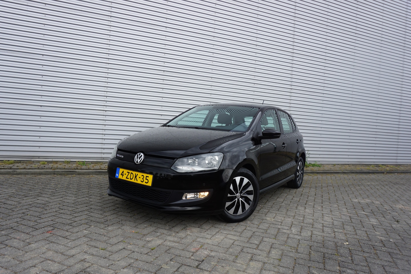 Volkswagen Polo - 1.4 TDI BlueMotion Airco / Navi / Cruise / Parkeers. / Elektr. ramen / NAP / Apk t/m 04-20 - AutoWereld.nl