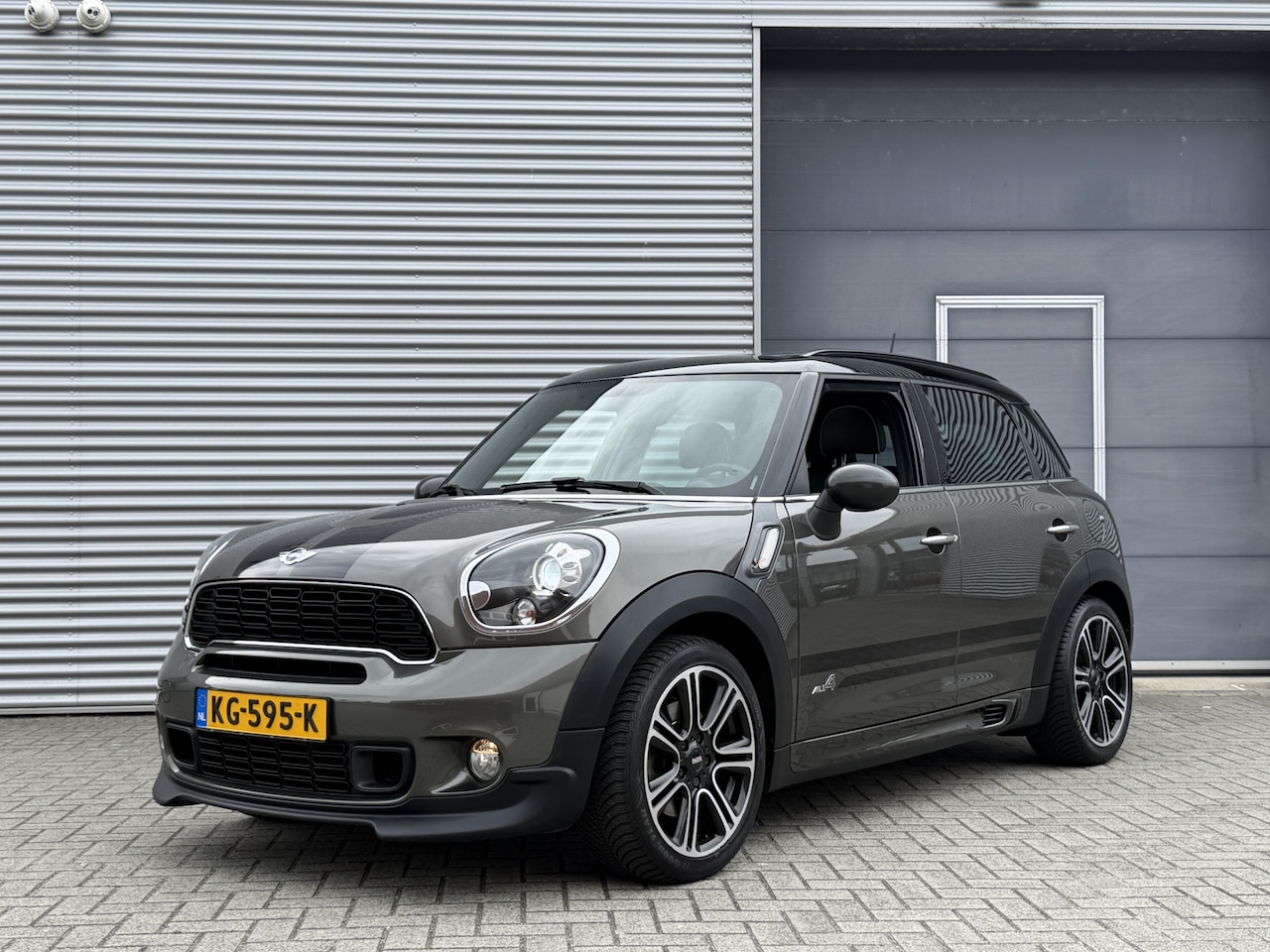 MINI Countryman - Mini 1.6 Cooper S ALL4 Chili I Aut. I JCW-Pakket I 184 PK I Leder I Pano.dak I Navi - AutoWereld.nl