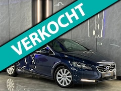 Volvo V40 - 1.6 T3 Polestar | Camera | LED | Vol Onderh | 2e Eigenaar | NAP | Airco | Cruise | Boekjes