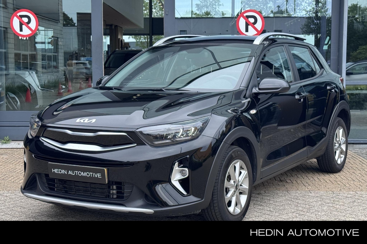 Kia Stonic - 1.0 T-GDi MHEV DynamicLine Automaat | Navigatie | Climate Control | Camera | Cruise contro - AutoWereld.nl