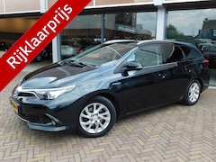 Toyota Auris Touring Sports - 1.8 Hybrid Lease