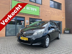 Toyota Yaris - 1.0 VVT-i Aspiration 5drs Weinig km