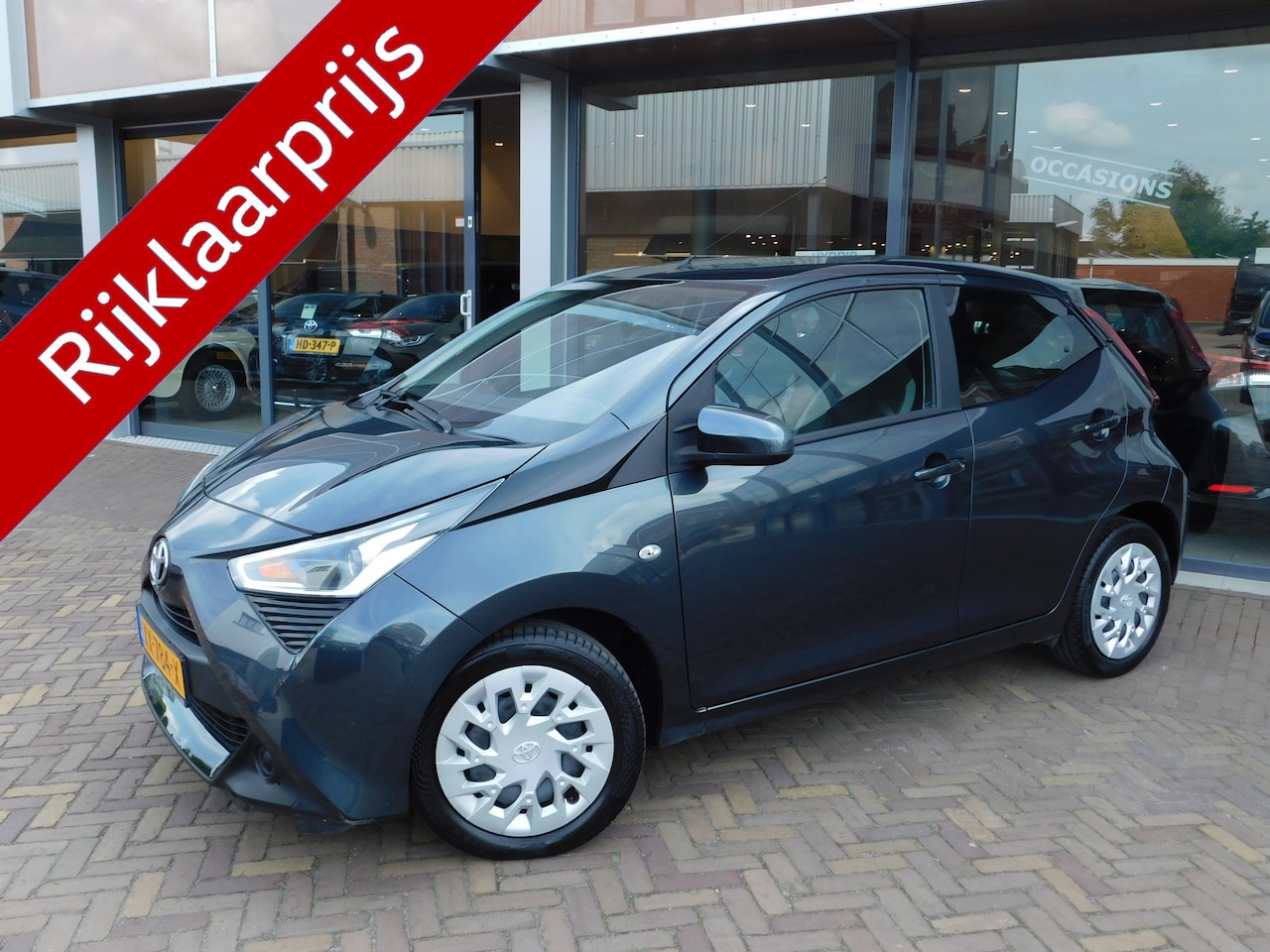 Toyota Aygo - 1.0 VVT-i x-play 1.0 VVT-i x-play - AutoWereld.nl