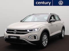Volkswagen T-Roc - 1.5 TSI Style Automaat - Park Assist - LED - Navigatie - ACC - Side Assist - Climatronic