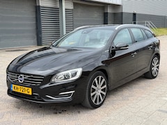 Volvo V60 - 2.4 D5 Twin Engine Special Edition - PANO