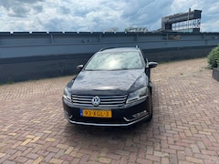 Volkswagen Passat Variant - 1.6 TDI Comfort Executive Line BlueMotion