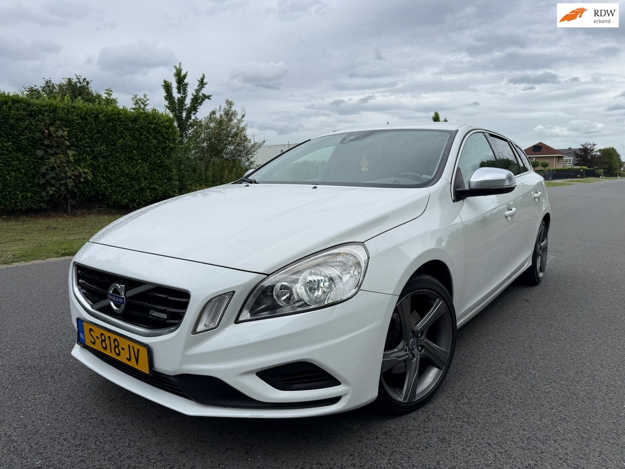 Volvo V60 - 1.6 T4F Ocean Race CLIMA/CRUISE/APK/VELGEN - AutoWereld.nl