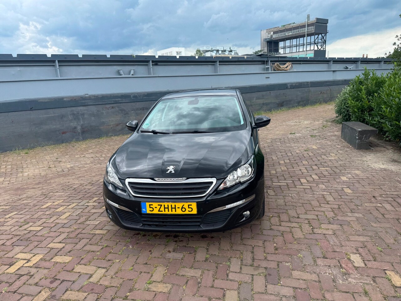 Peugeot 308 SW - 1.6 BlueHDI Blue Lease Limited 1.6 BlueHDI Blue Lease Limited - AutoWereld.nl
