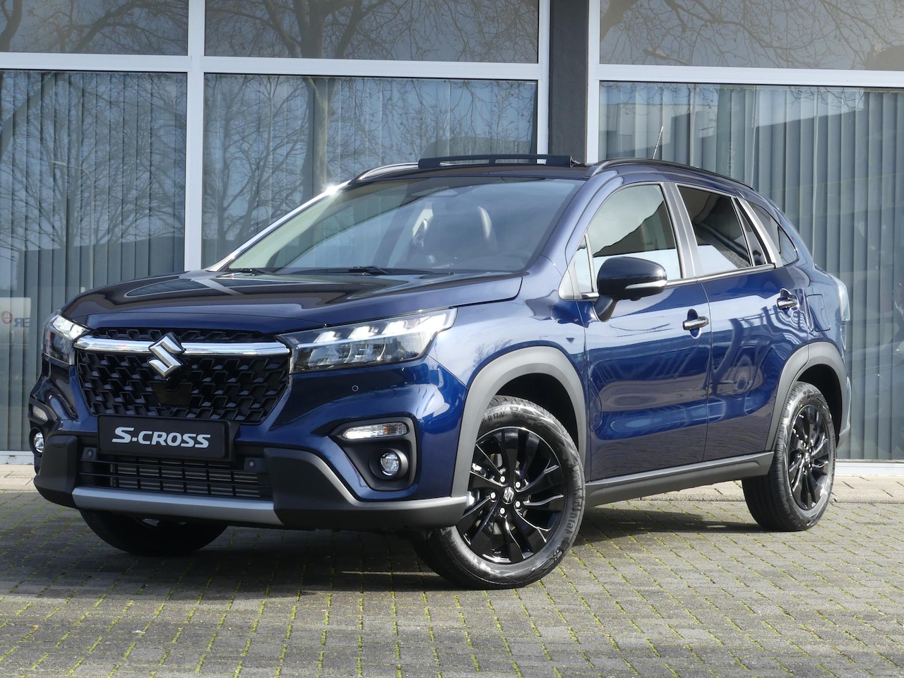 Suzuki S-Cross - 1.4 Boosterjet Special Edition Hybrid AUTOMAAT Sunroof, 360 graden camera, Apple Carpl/And - AutoWereld.nl