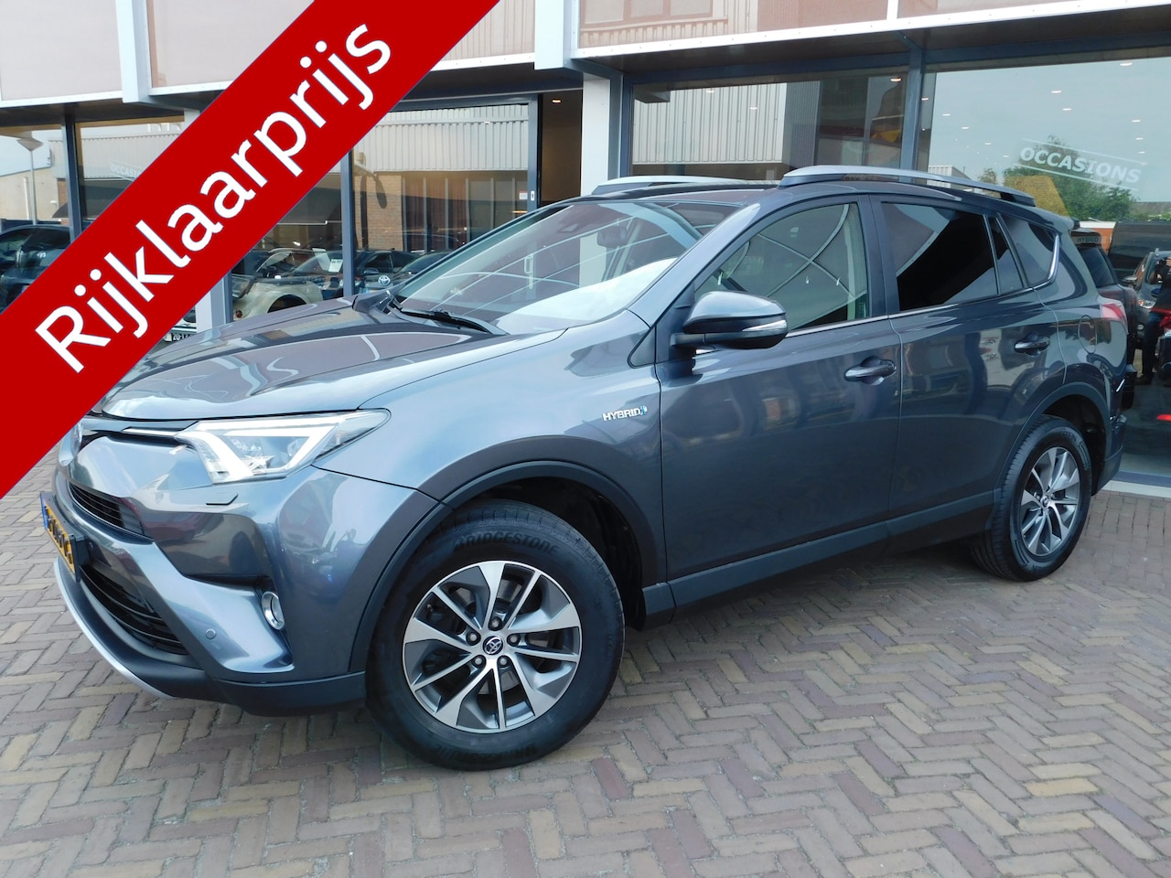 Toyota RAV4 - 2.5 Hybrid AWD Dynamic | 1.650kg trekgewicht - AutoWereld.nl