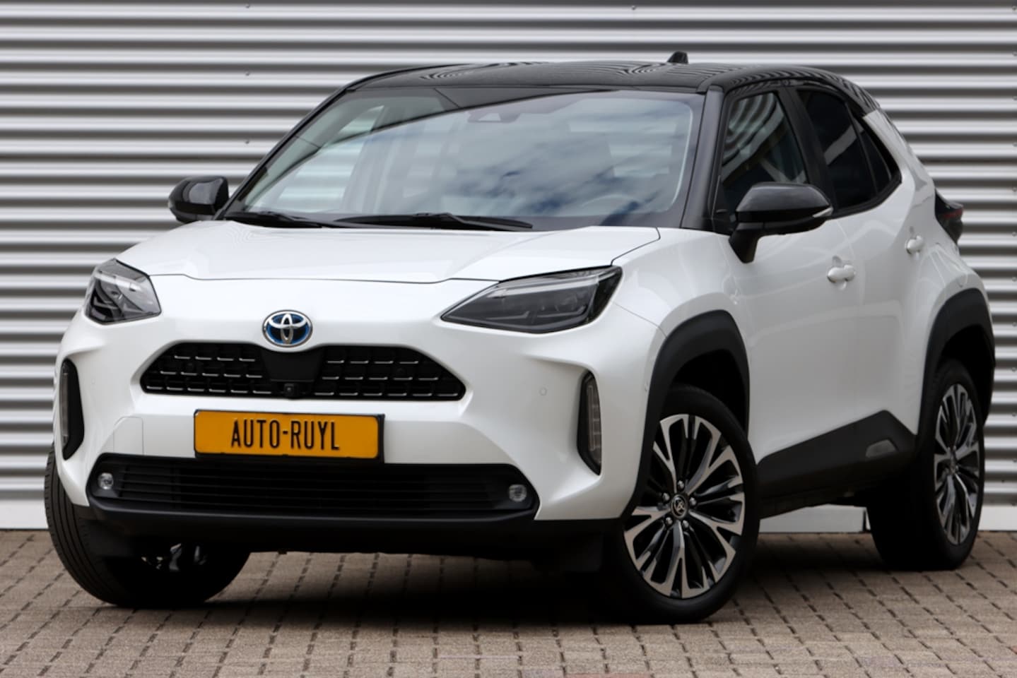 Toyota Yaris Cross - 1.5 Hybrid Executive Bi-Tone 360Gr. Camera - AutoWereld.nl