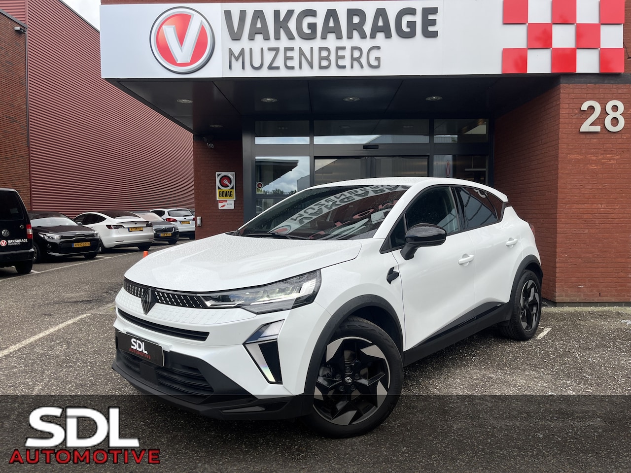 Renault Captur - 1.6 E-Tech full hybrid 145 techno BJ 2024 / FULL LED // KEYLESS // CRUISE // CLIMA // DIGI - AutoWereld.nl
