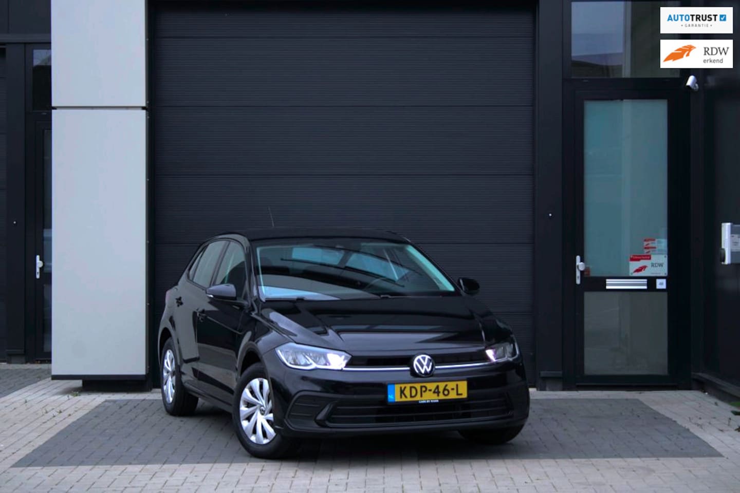 Volkswagen Polo - 1.0 - Carplay - APK 2028 - Dealeronderhouden - Garantie - AutoWereld.nl