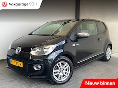 Volkswagen Up! - 1.0 take up Black Edition BlueMotion|Navigatie|Airco|Parkeersensoren|Cruise Control