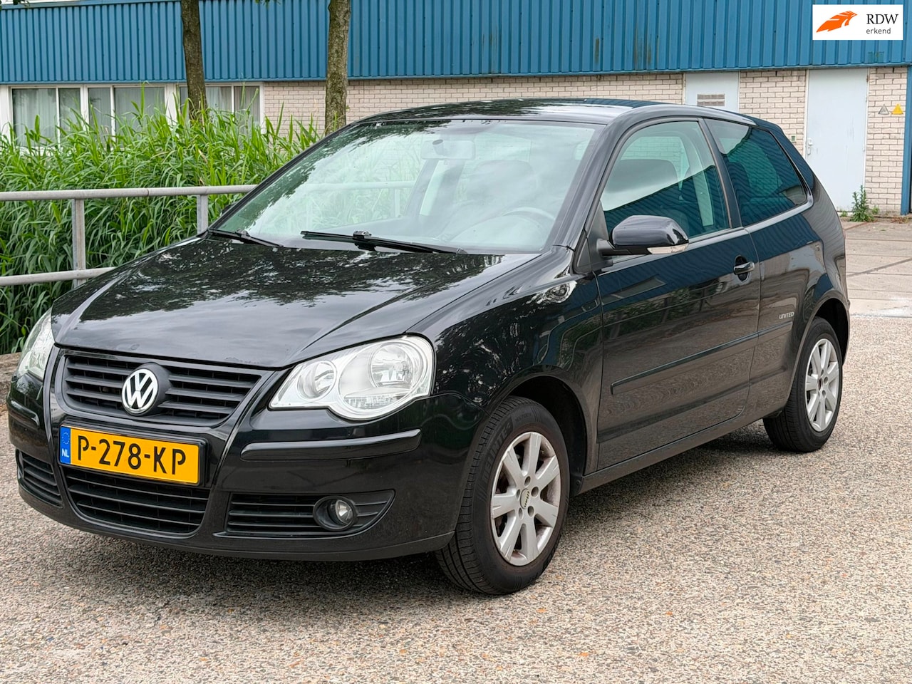 Volkswagen Polo - 1.4-16V Trendline Airco! Stoelverwarming LM velgen! APK! - AutoWereld.nl