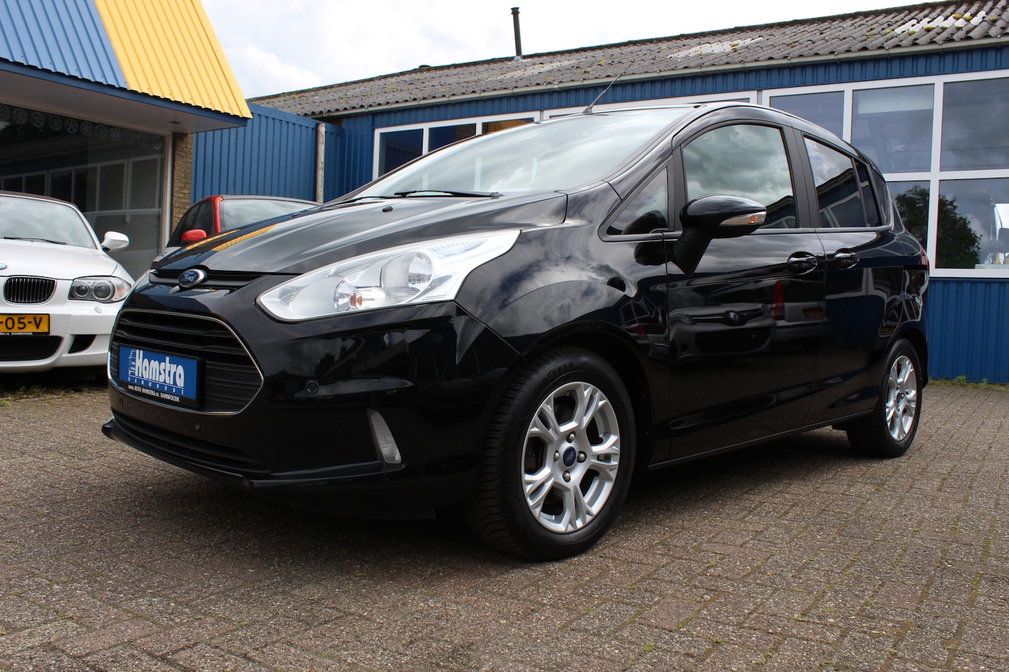 Ford B-Max - 1.0i "Titanium" Clima - Navi - PDC !!! 100 Pk - AutoWereld.nl