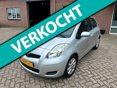Toyota Yaris - 1.3 VVTi Comfort // Airco // Nieuwe APK
