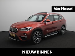 BMW X1 - xDrive20i High Executive | Panoramadak | Lederen Bekleding | Climate Control | Cruise Cont