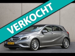 Mercedes-Benz A-klasse - 180 Ambition AMG Automaat | Panoramadak | Parkeersensoren | Sportstoelen