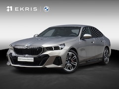 BMW i5 - eDrive40 | M Sportpakket Pro | Harman Kardon | Driving Assistant Plus | Stoelventilatie |