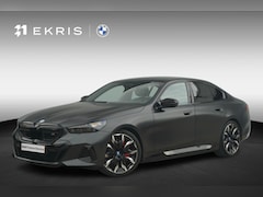 BMW i5 - M60 xDrive M Sport Pro | Trekhaak | Panoramadak | Head-up | Comfortstoelen | 21 Inch | Dri