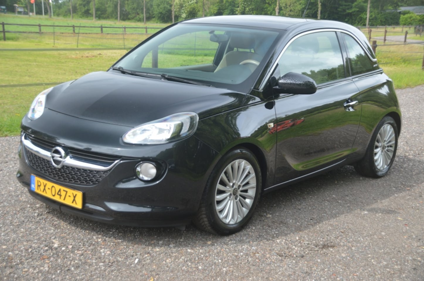 Opel ADAM - 1.2 Glam Zwart Clima Cruise - AutoWereld.nl
