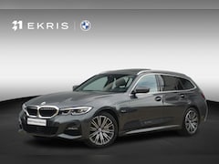 BMW 3-serie Touring - 330e M Sport | Schuif-kanteldak | Head-Up | Active Cruise Control | Dodehoek Detectie | HI