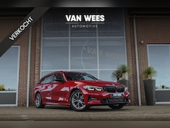 BMW 3-serie Touring - 318i Business Edition Plus | Sport Line | 2e eigenaar | NL auto | Shadow Line | HiFi audio