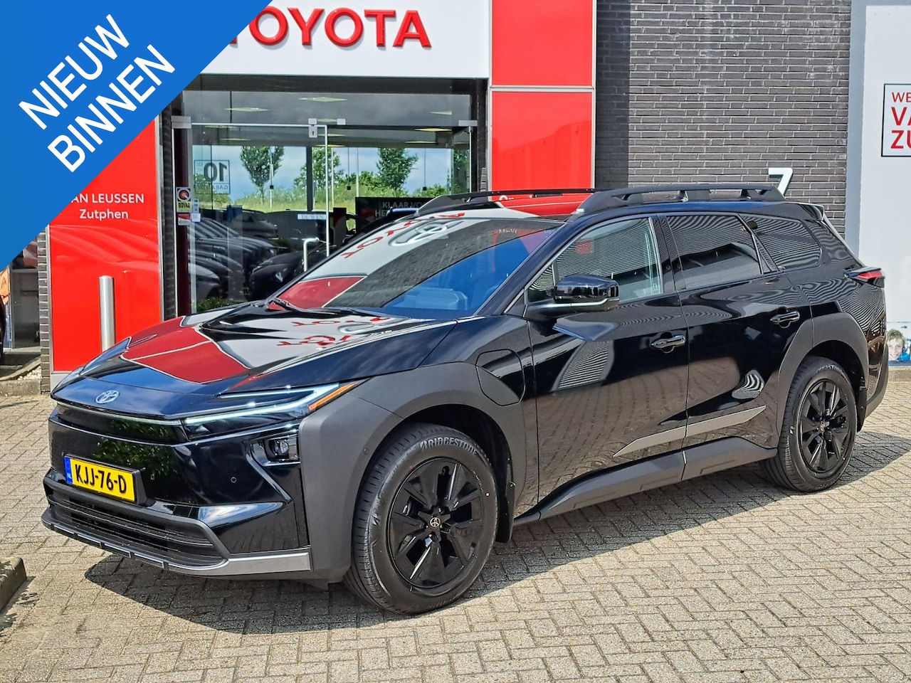 Toyota bZ4X Touring - Executive AWD 75 kWh PANODAK JBL-AUDIO 1500KG TREKGEW STOELVERW/KOELING STUURVERW BLIND SP - AutoWereld.nl