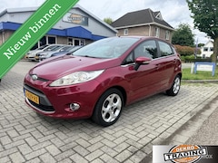 Ford Fiesta - 1.4 Ghia airco 5 deurs